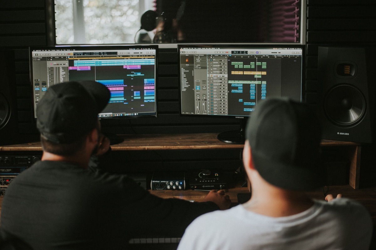 Digitale muziekproductie software op een scherm.
