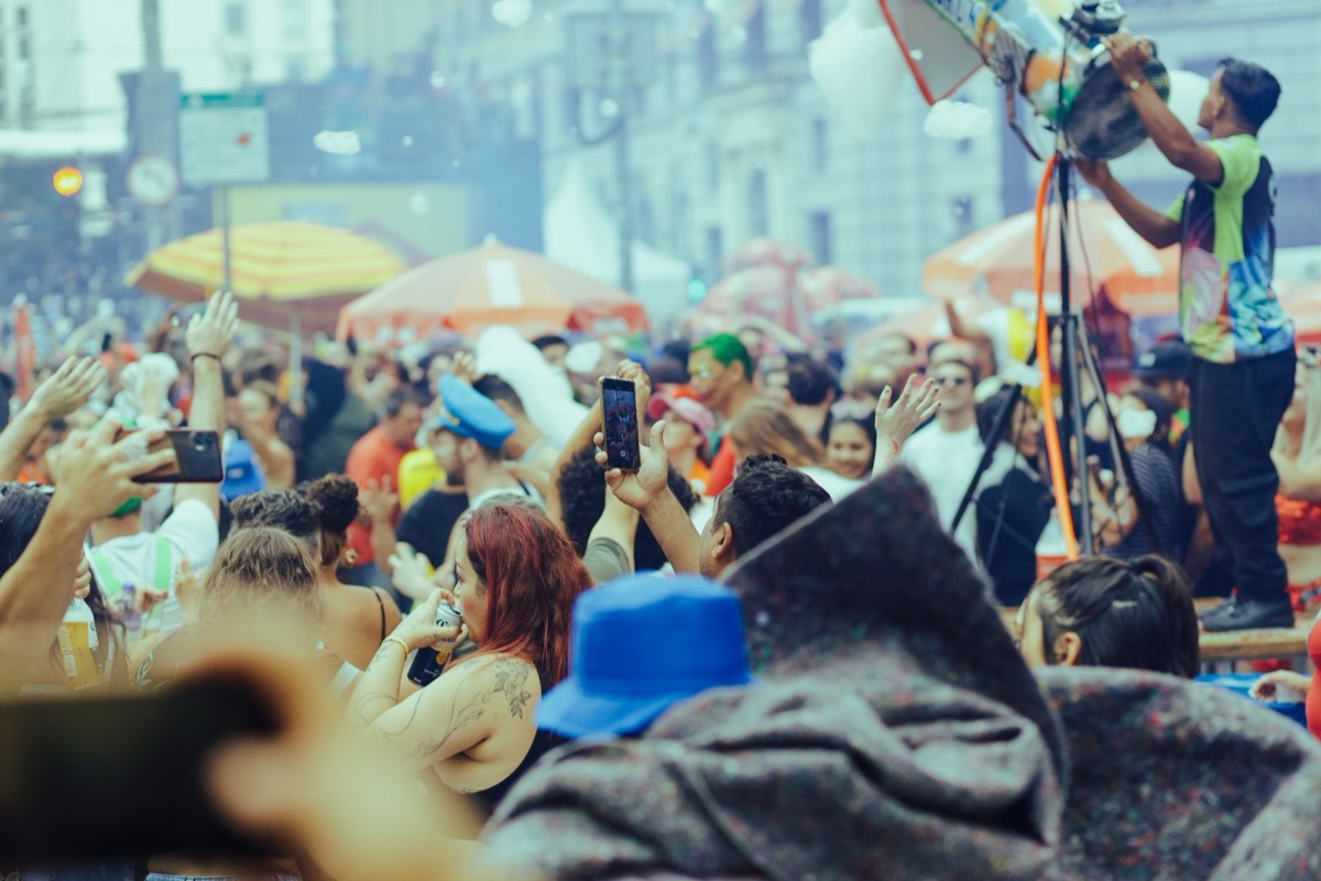 Fans bei Musikfestival begeistert