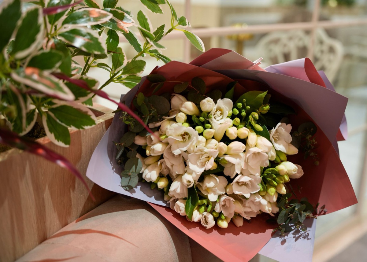 Romantischer Blumenstrauß für Liebeskomödien